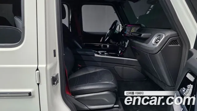Mercedes-Benz G-Class — Фото автомобиля 11