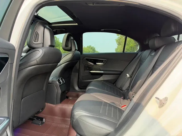Mercedes-Benz C-Class — Фото автомобиля 13