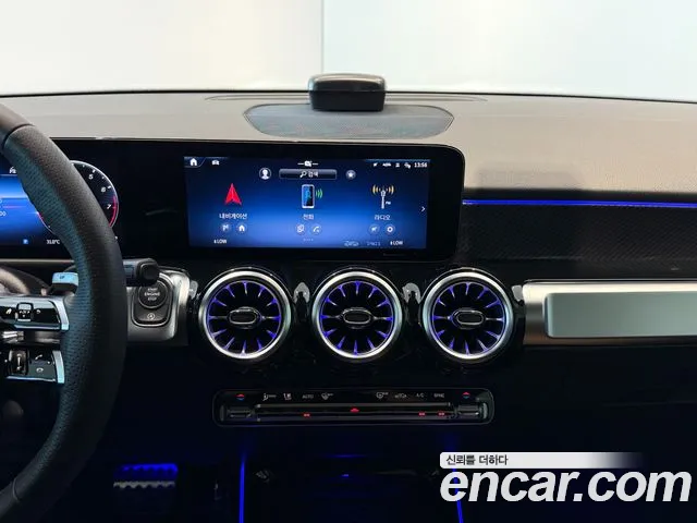 Mercedes-Benz GLB-Class — Фото автомобиля 19