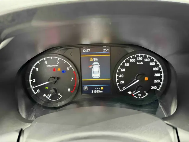 Nissan Teana — Фото автомобиля 10