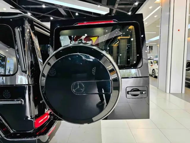 Mercedes-Benz G-Class — Фото автомобиля 9