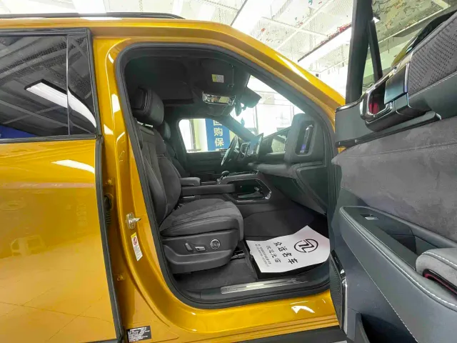 BYD FangChengBao Leopard 5 — Фото автомобиля 11