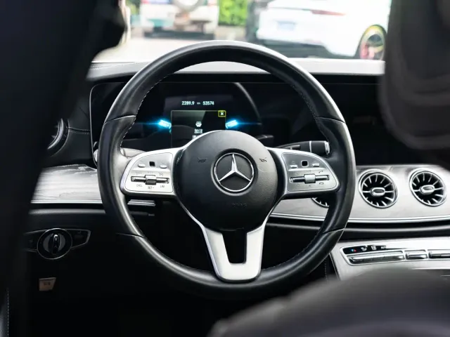 Mercedes-Benz CLS-Class — Фото автомобиля 4