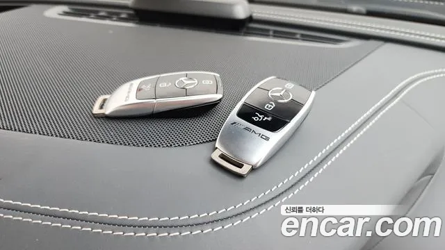 Mercedes-Benz AMG GT 4 двери 43 4MATIC+ — Фото автомобиля 12