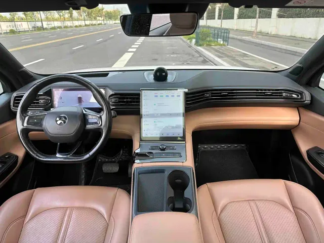 Nio ES6 — Фото автомобиля 7