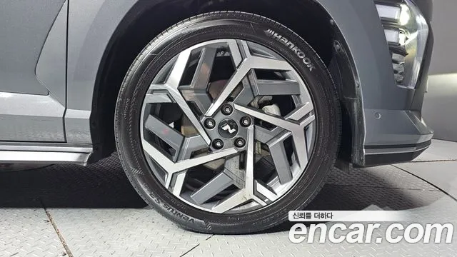 Hyundai Kona Kona (SX2) Бензин 1.6 Turbo 4WD — Фото автомобиля 20