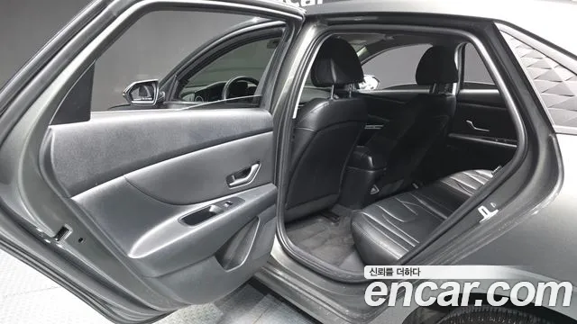 Hyundai Avante — Фото автомобиля 16