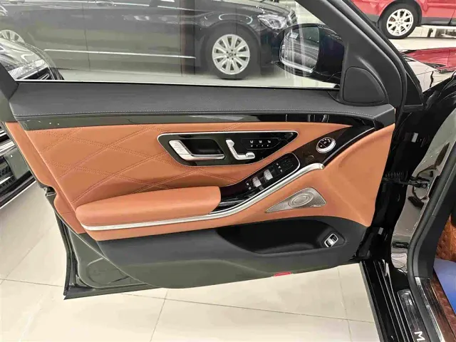 Mercedes-Benz Maybach S-Class — Фото автомобиля 7