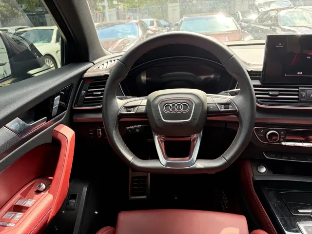 Audi Q5L — Фото автомобиля 22