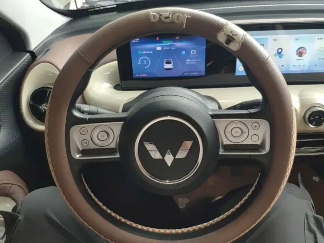 Wuling Bingo — Фото автомобиля 10