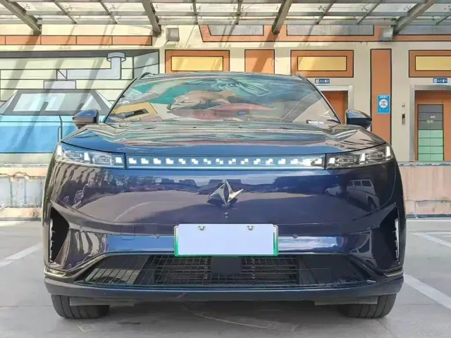 Dongfeng eπ 008 — Фото автомобиля 2