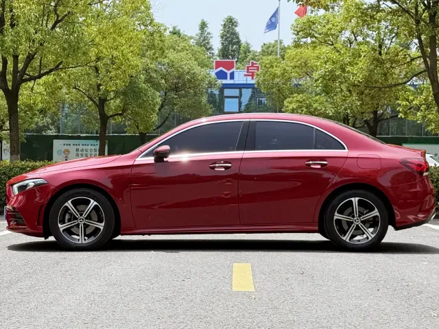 Mercedes-Benz A-Class — Фото автомобиля 8