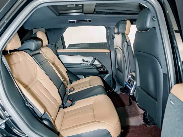 Land Rover Range Rover Sport — Фото автомобиля 22