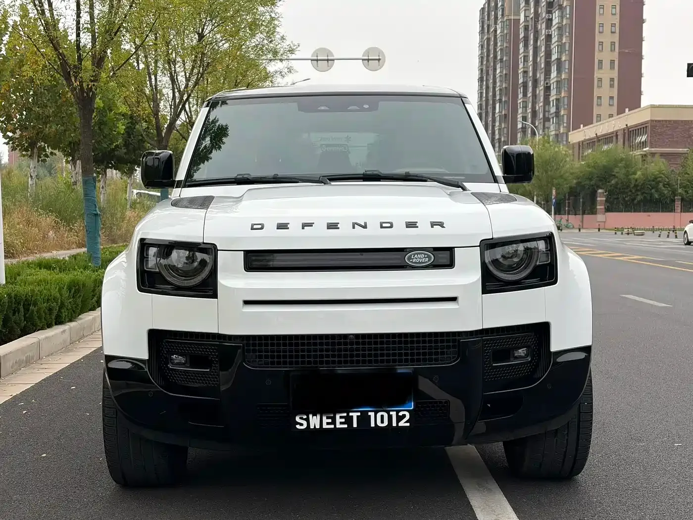 Land Rover Land Rover Defender 2024 110 3.0T P400 X-DYNAMIC HSE — Фото автомобиля 14
