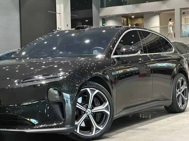 Nio ET5 Touring — Фото автомобиля 7