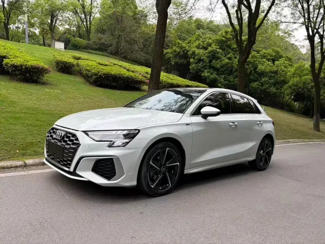 Фотография автомобиля — Audi A3
