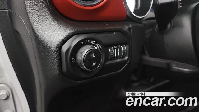 Jeep Wrangler Wrangler (JL) — Фото автомобиля 18