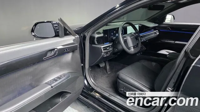 Hyundai Grandeur Grandeur (GN7) 2.5 Бензин 2WD — Фото автомобиля 7