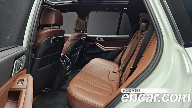 BMW X5 xDrive 40i M Sport — Фото автомобиля 11