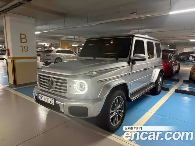 Фотография автомобиля — Mercedes-Benz G-Class W465