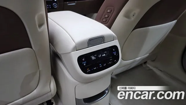 Hyundai Ioniq 9 — Фото автомобиля 25