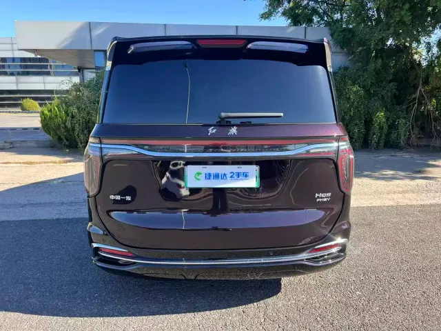 Hongqi HQ9 PHEV — Фото автомобиля 26