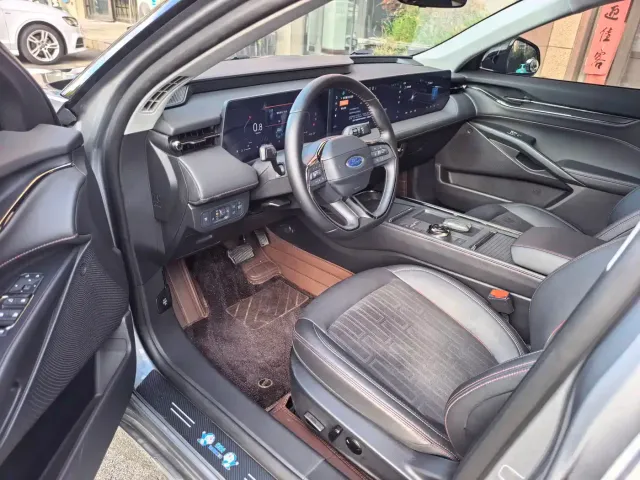 Ford Mondeo — Фото автомобиля 5