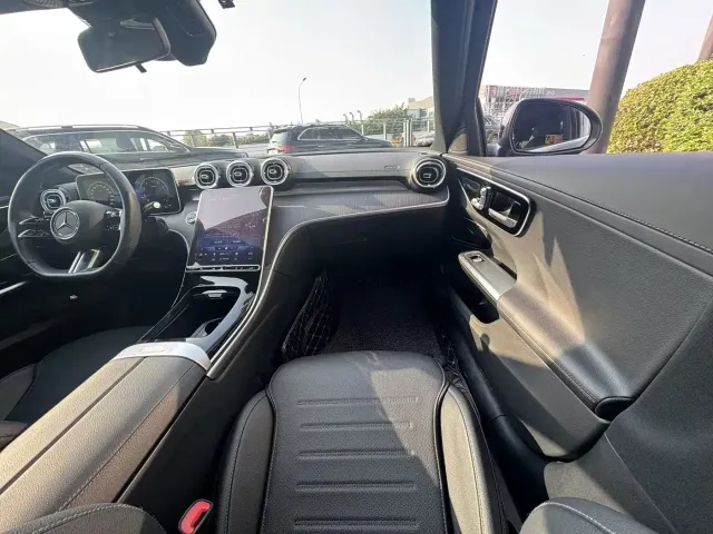 Mercedes-Benz C-Class — Фото автомобиля 12