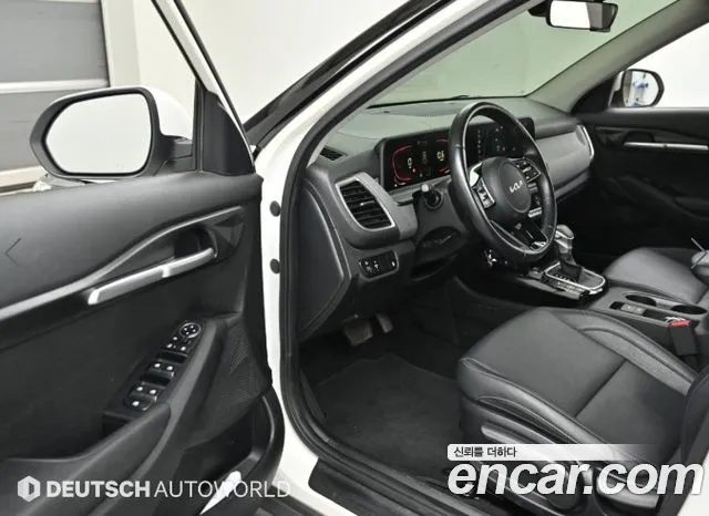Kia Seltos Новый Seltos Бензин 2.0 2WD — Фото автомобиля 11