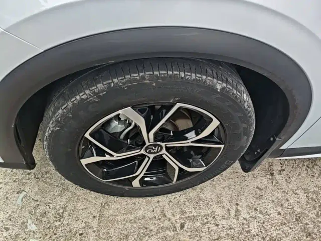 BYD Yuan PLUS — Фото автомобиля 22