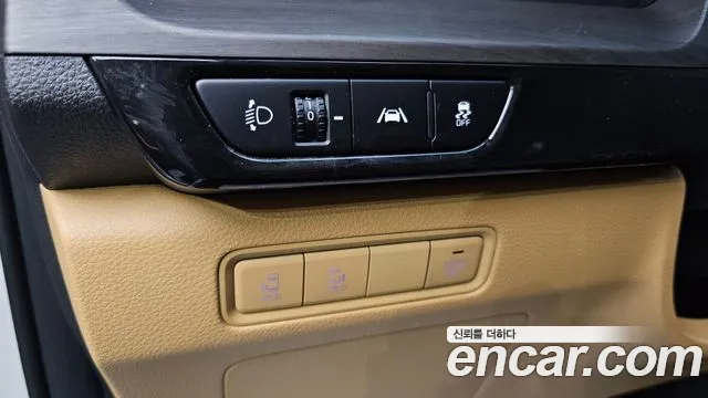 Kia Canival Carnival 4 поколение 9 мест Prestige — Фото автомобиля 13