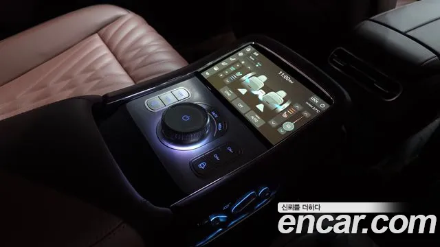 Genesis G90 Бензин 3.5 турбо AWD — Фото автомобиля 17