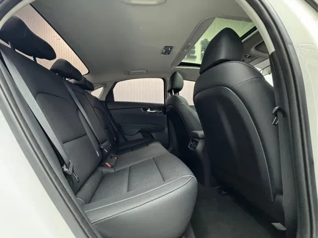 Kia K3 — Фото автомобиля 12