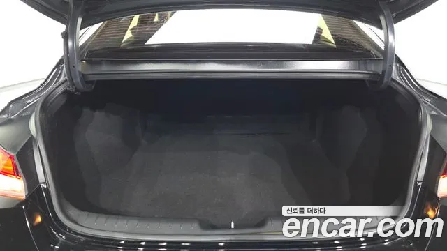 Hyundai AVANTE Новый Avante (CN7) — Фото автомобиля 20