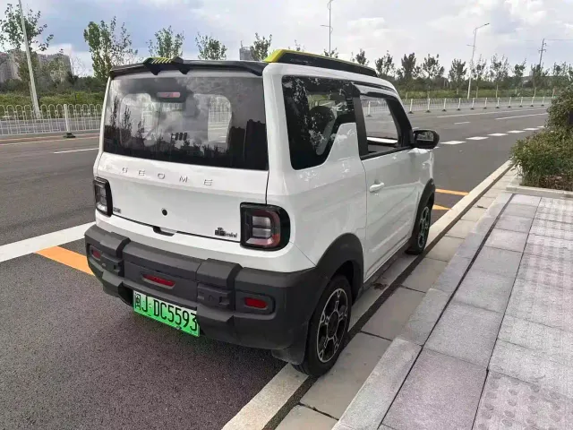 Geely Panda — Фото автомобиля 6