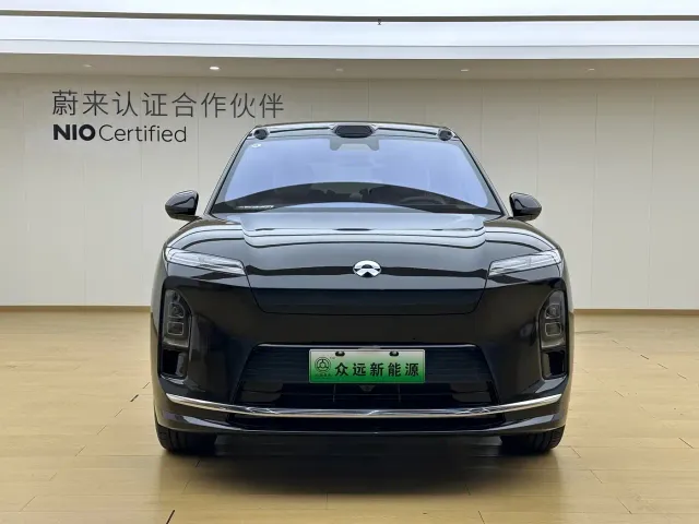 Nio ES8 — Фото автомобиля 2