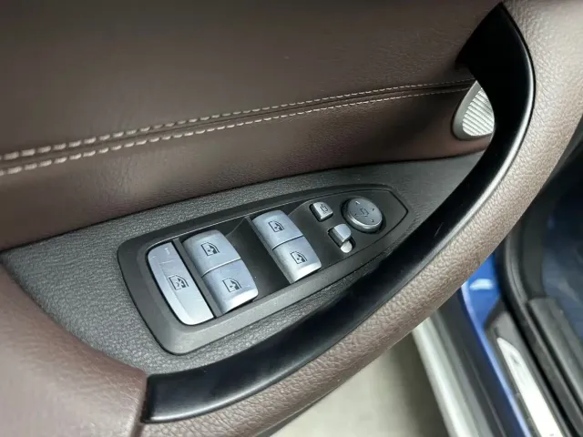 BMW X1 — Фото автомобиля 10