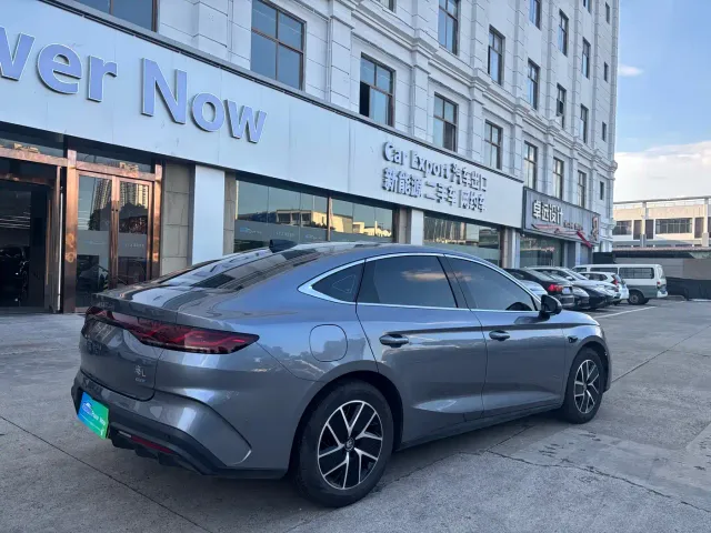 BYD Qin L — Фото автомобиля 5