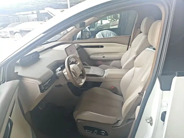 GAC Hyptec HT — Фото автомобиля 14