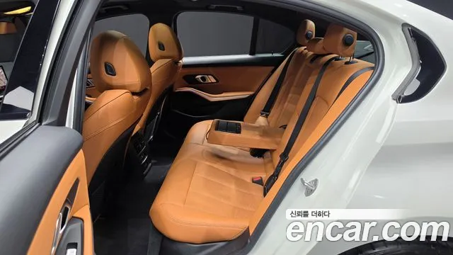 BMW 3-Series 3 серия (G20) 320i M Sport — Фото автомобиля 11