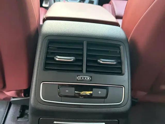 Audi A4L — Фото автомобиля 17