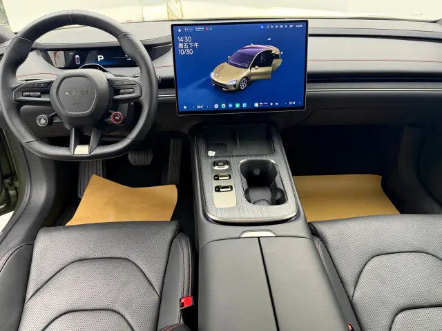 Xiaomi SU7 — Фото автомобиля 4
