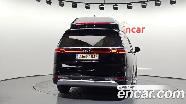 Kia Canival Carnival 4 поколение Дизель 9 мест Hi-Limousine — Фото автомобиля 4