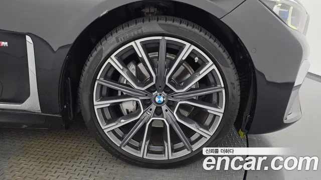 BMW 7 Series — Фото автомобиля 5