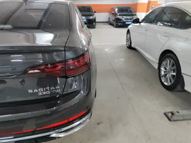 Volkswagen Sagitar — Фото автомобиля 7