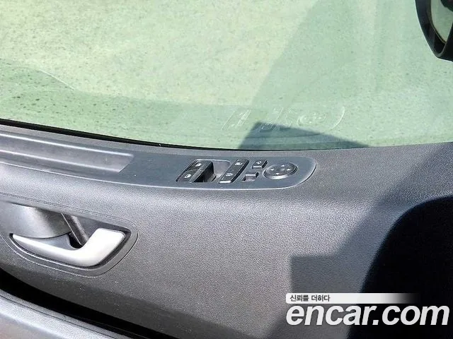 Hyundai Staria Staria Карго 5 мест — Фото автомобиля 11