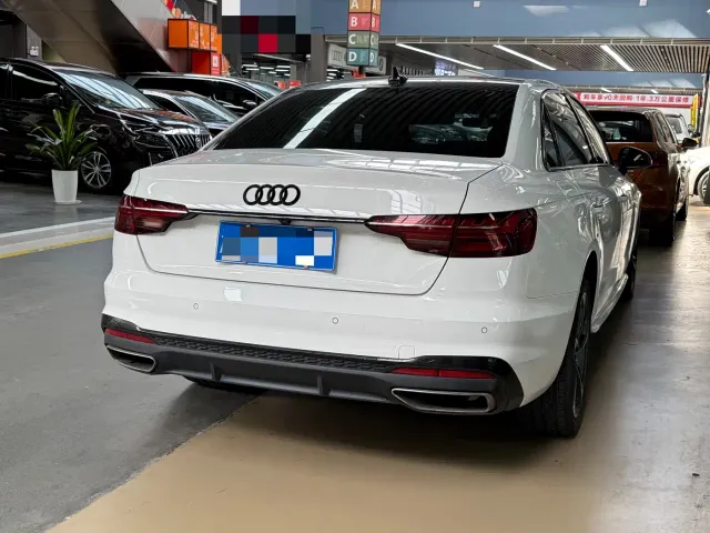 Audi A4L — Фото автомобиля 17