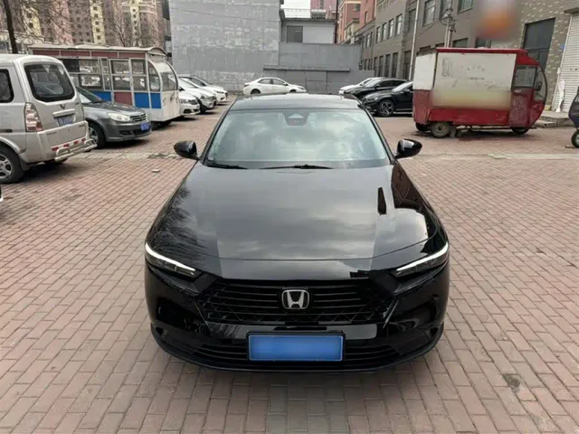 Honda Accord — Фото автомобиля 2