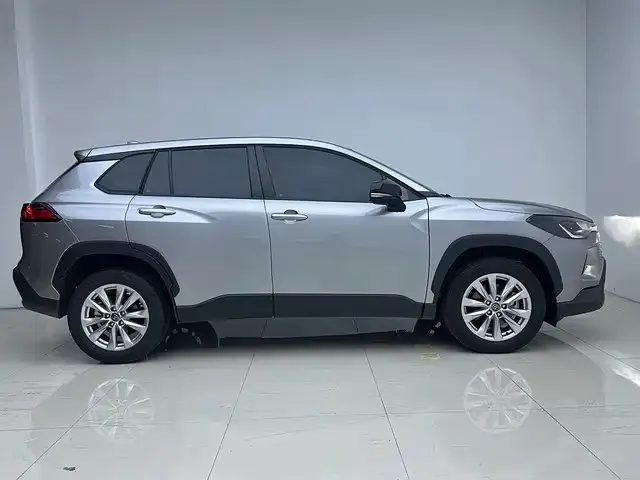 Toyota Corolla Cross — Фото автомобиля 5
