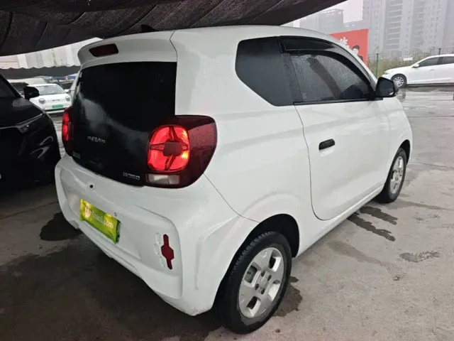 Roewe Clever — Фото автомобиля 6